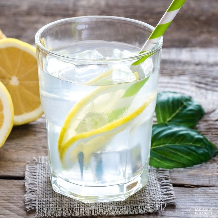 Вода с лимоном и мятой